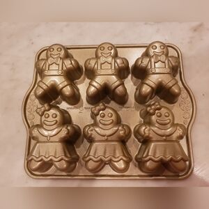 Nordic Ware Gingerbread Kids Baking Pan 4.5 cup capacity